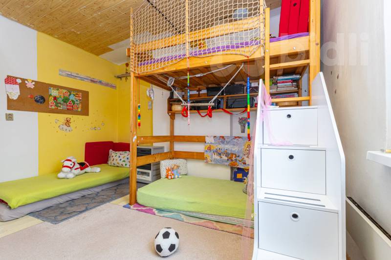 Dětský pokoj / Ložnice