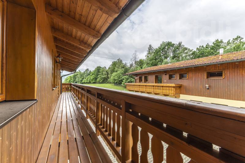 Pronájem apartmánu 3+1, Perštejn