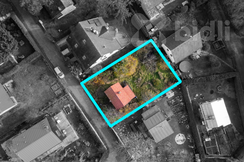 stavební pozemek Točná