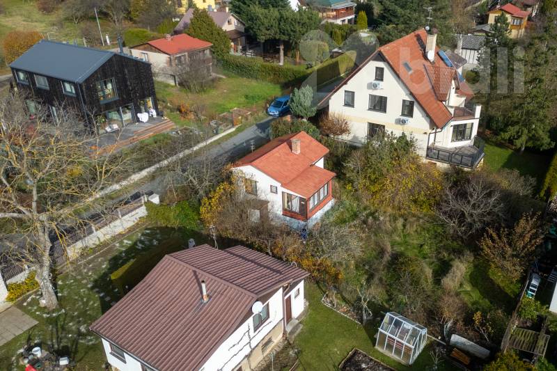 stavební pozemek Točná