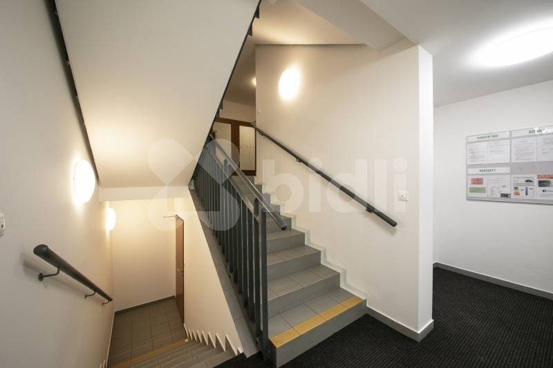 k pronájmu 2+kk, balkon, garážové stání Praha 4 Ch