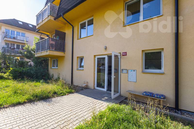Prodej prostorného bytu 3+kk, 84m2 s parkovacím stáním