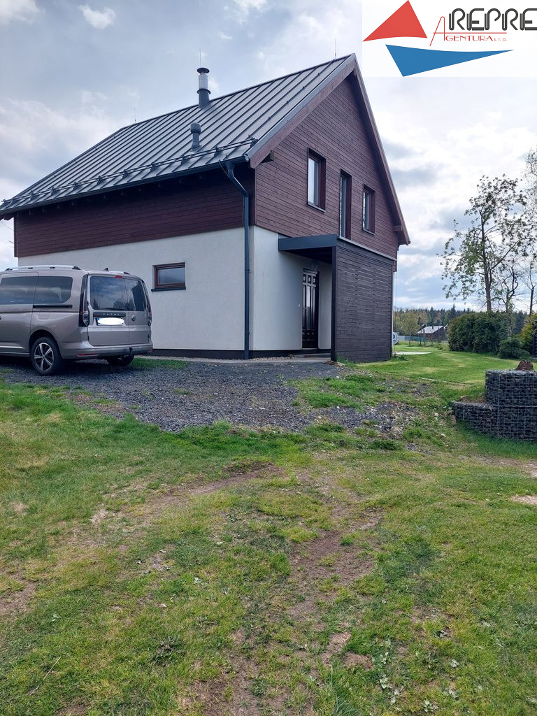 Moldava - prodej moderního horského domu v Krušnýc