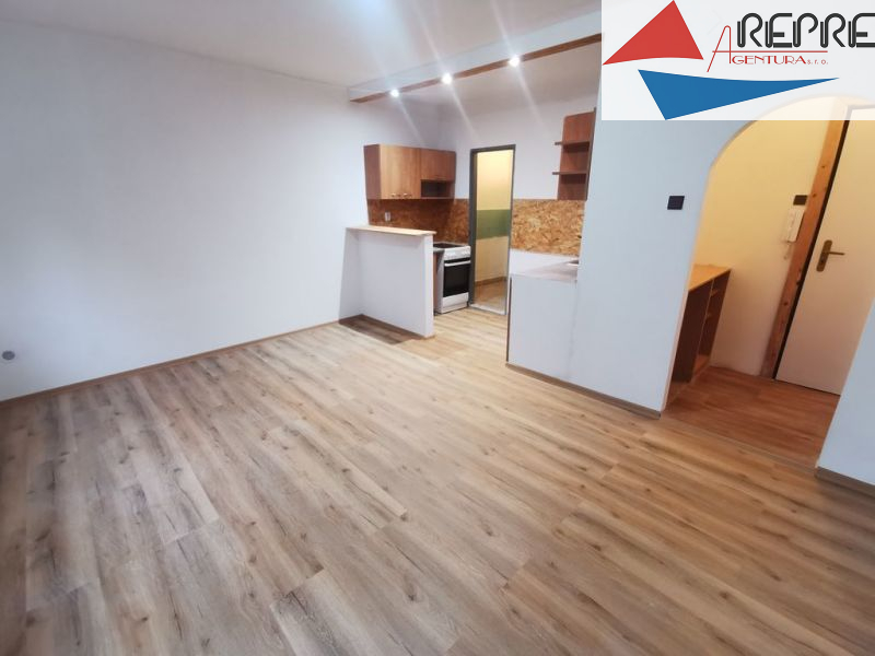 Litoměřice - pronájem bytu 1+kk