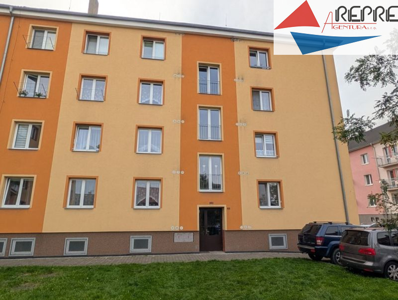 Lovosice - prodej bytu 2+1 s balkonem