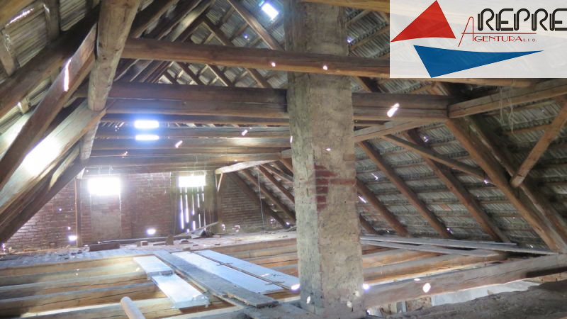 Prodej rodinného domu 200 m² – pohled 5
