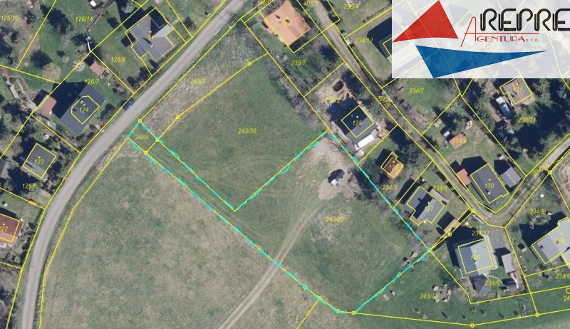 Moldava - prodej exklusivního pozemku k výstavbě RD