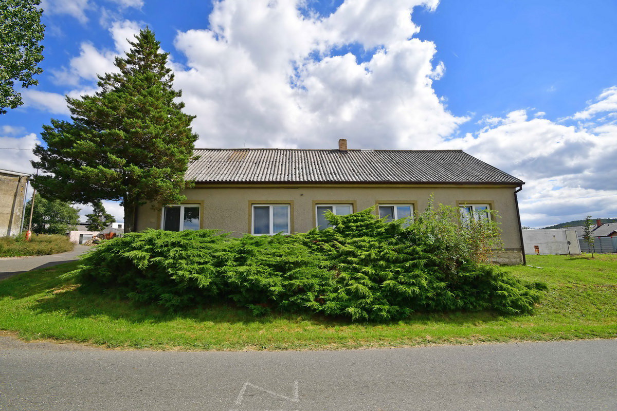 Prodej dvougeneračního domu, 167 m² Vracovice (okres Benešov), obrázek 1