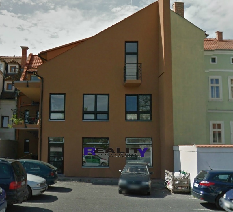 Kára