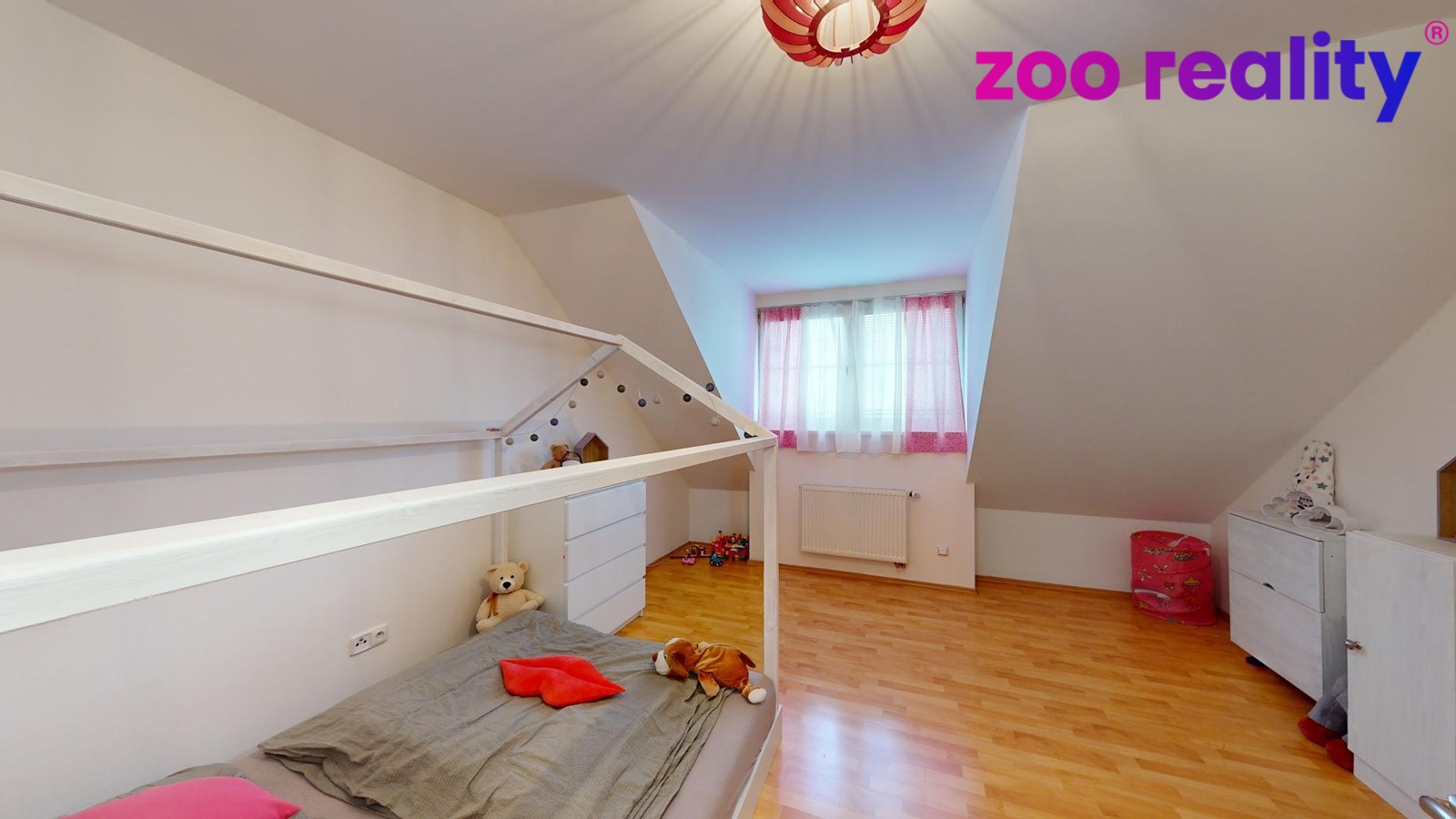 2.patro, dětský pokoj