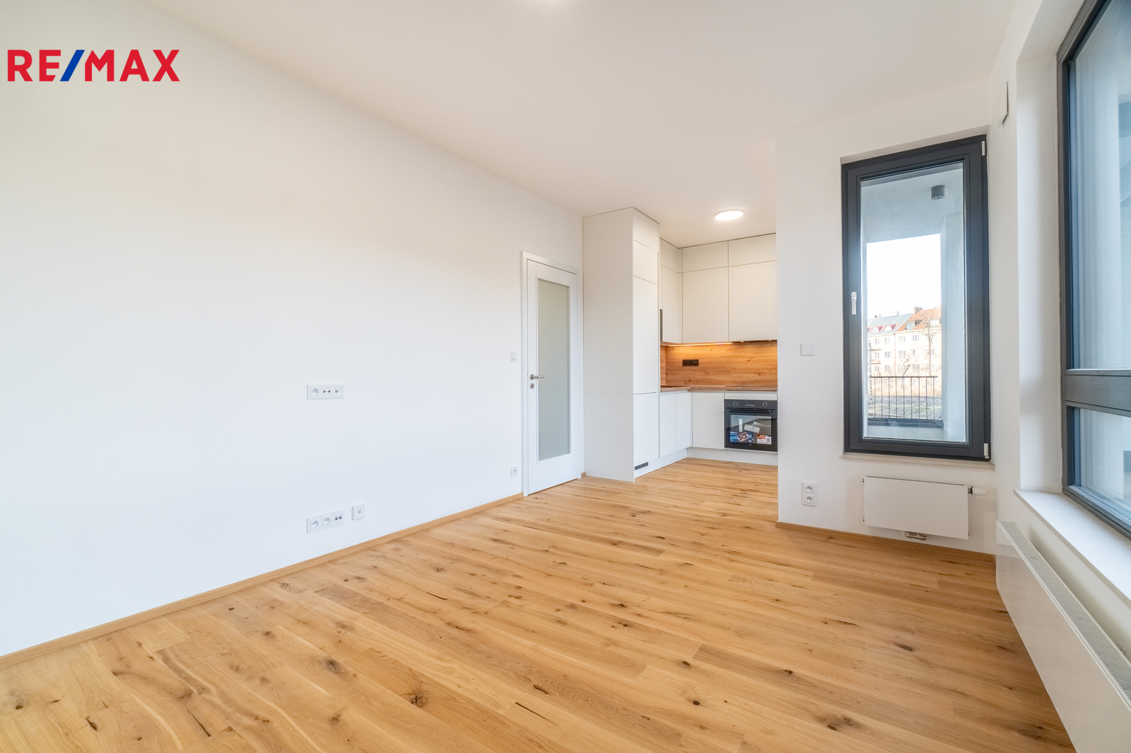 obývací pokoj + kk