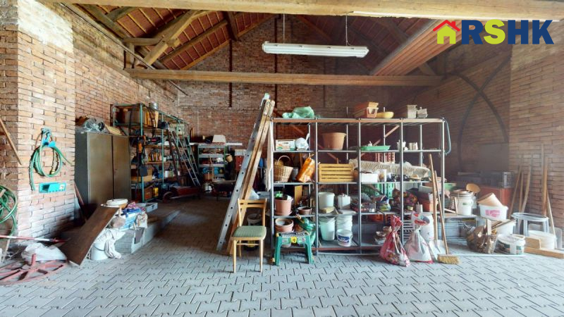 Pronájem komerčních prostor ve Stěžerách