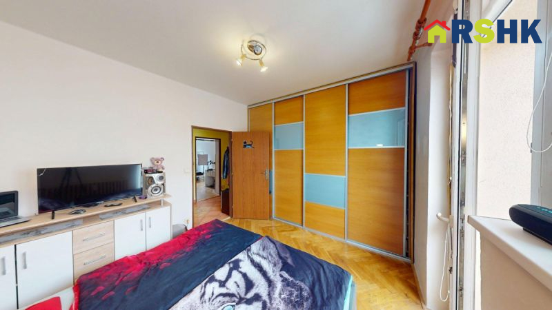 Prostorný byt 4+KK s balkóny a velkým sklepem ve Smiřicích