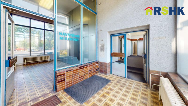 Pronájem komerčních prostor 110 m&sup2;