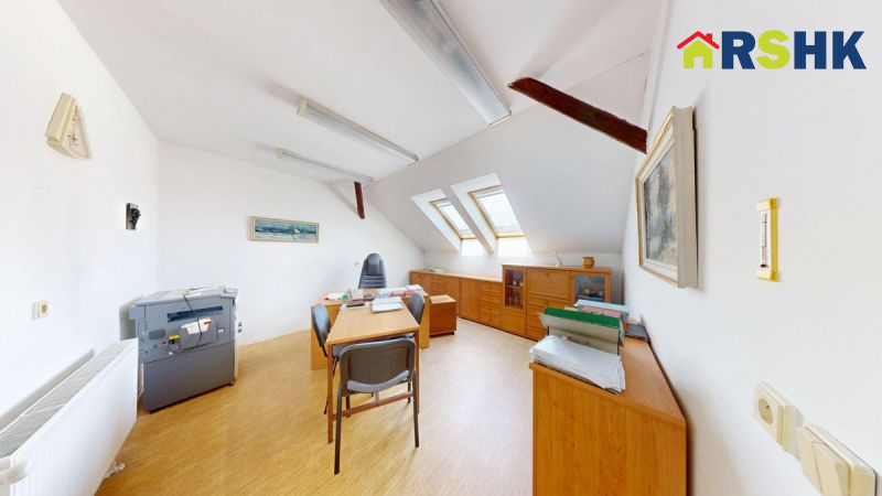 Pronájem komerčních prostor ve Stěžerách