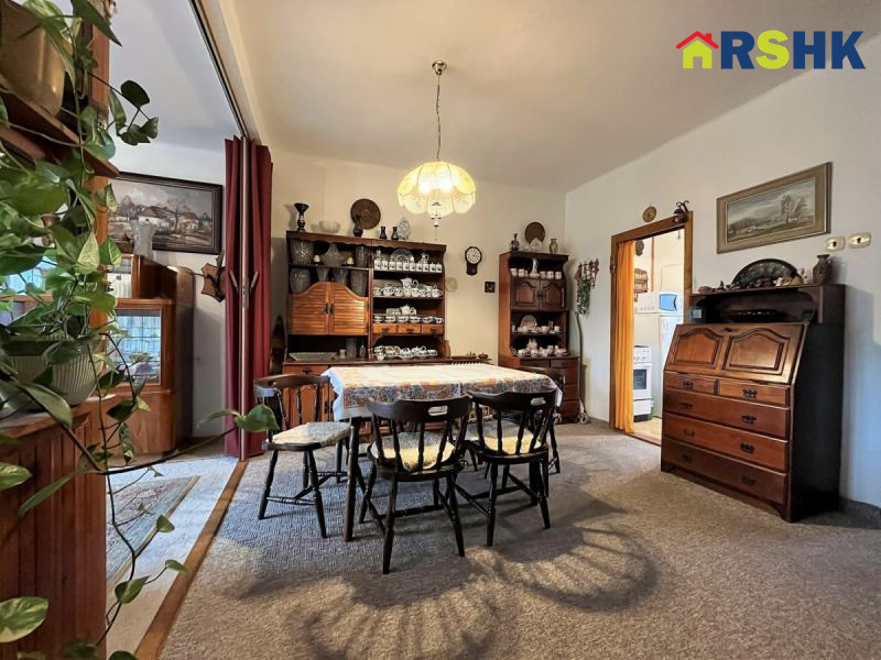 Prodej Řadového RD 5+1, bez zahrady, Malšovice HK