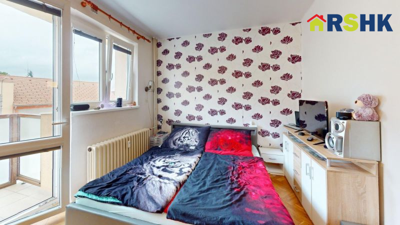 Prostorný byt 4+KK s balkóny a velkým sklepem ve Smiřicích