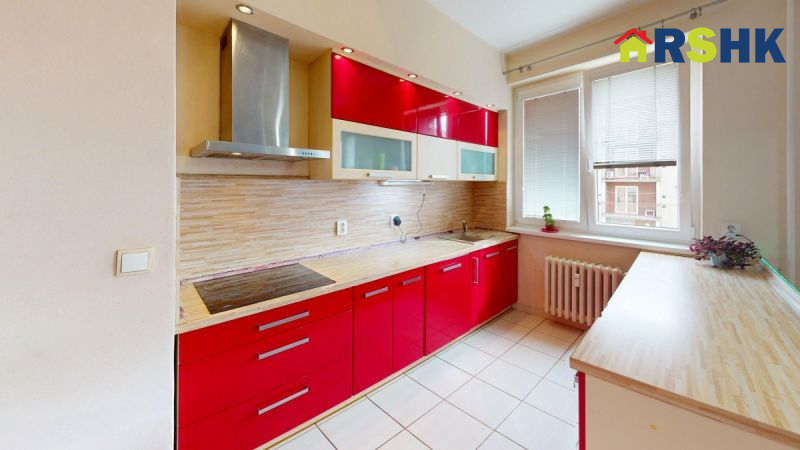 Prostorný byt 4+KK s balkóny a velkým sklepem ve Smiřicích