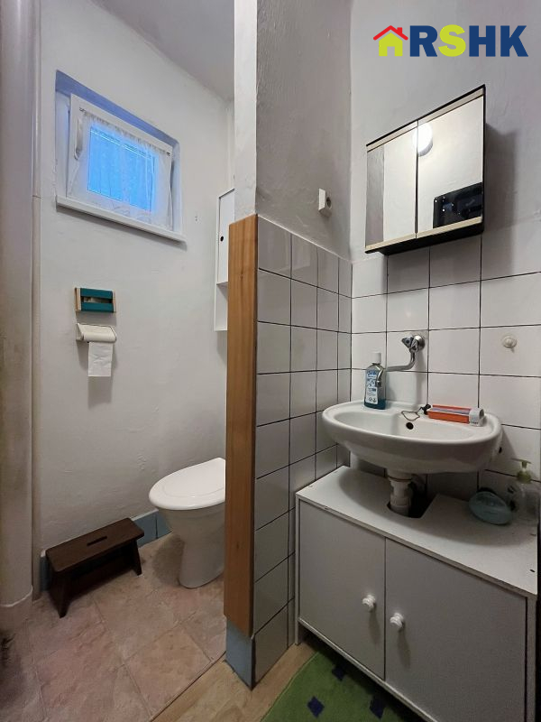 Prodej Řadového RD 5+1, bez zahrady, Malšovice HK