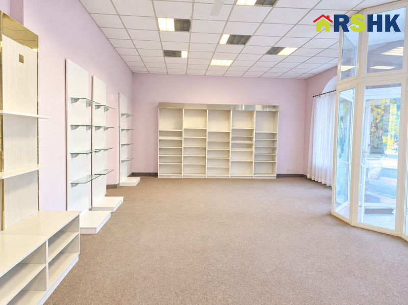 Pronájem obchodních prostor Hlinsko, 122 m2