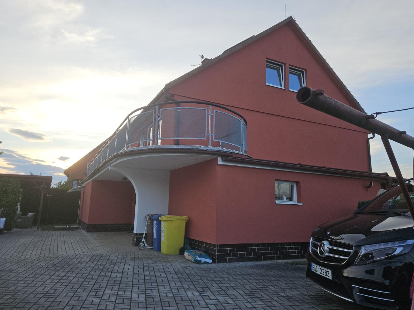 House, 160 m², land 798 m²