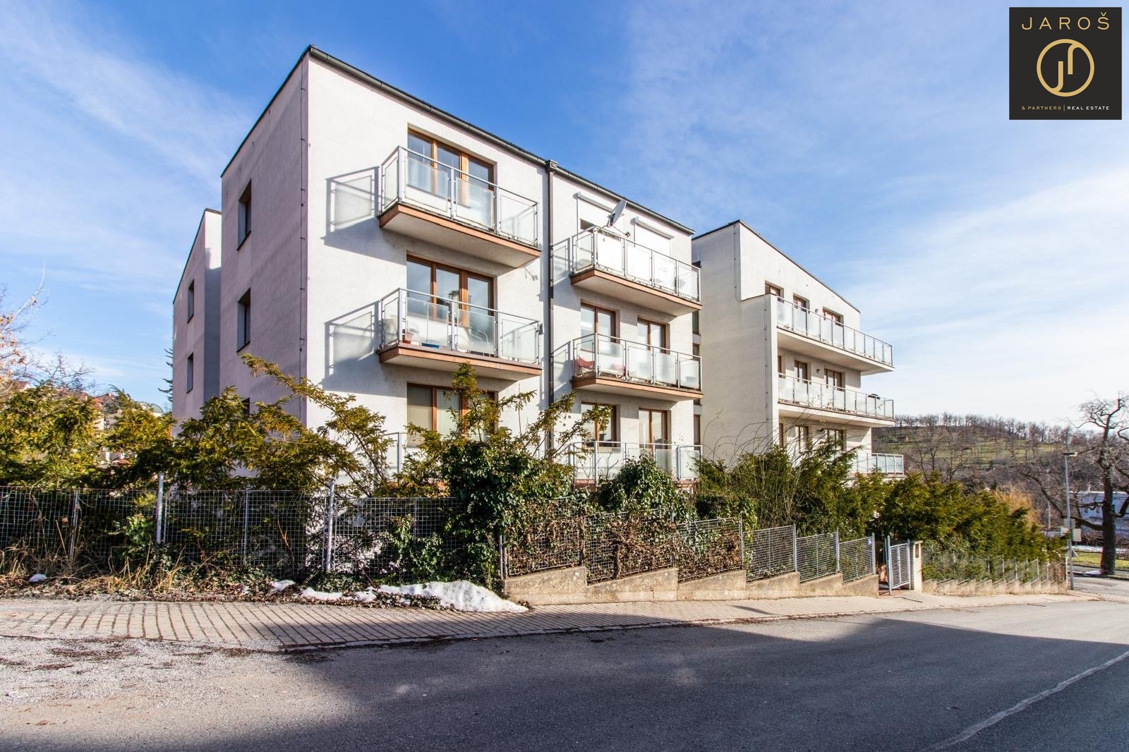 287a0142-2090-43f4-9681-d222e207a668 2