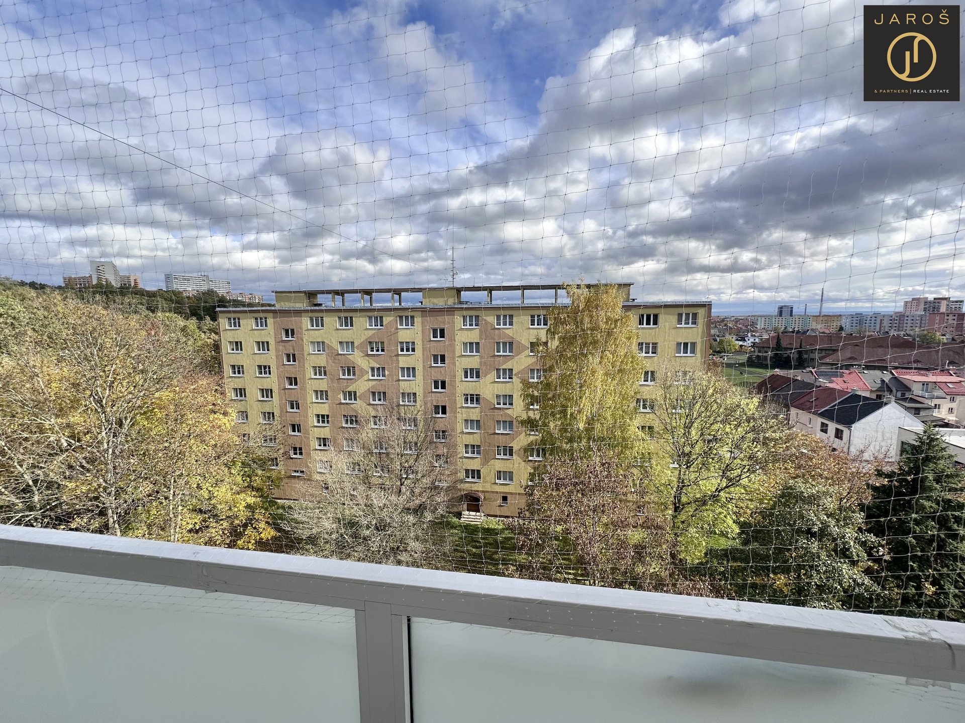 20251024_125127940_iOS