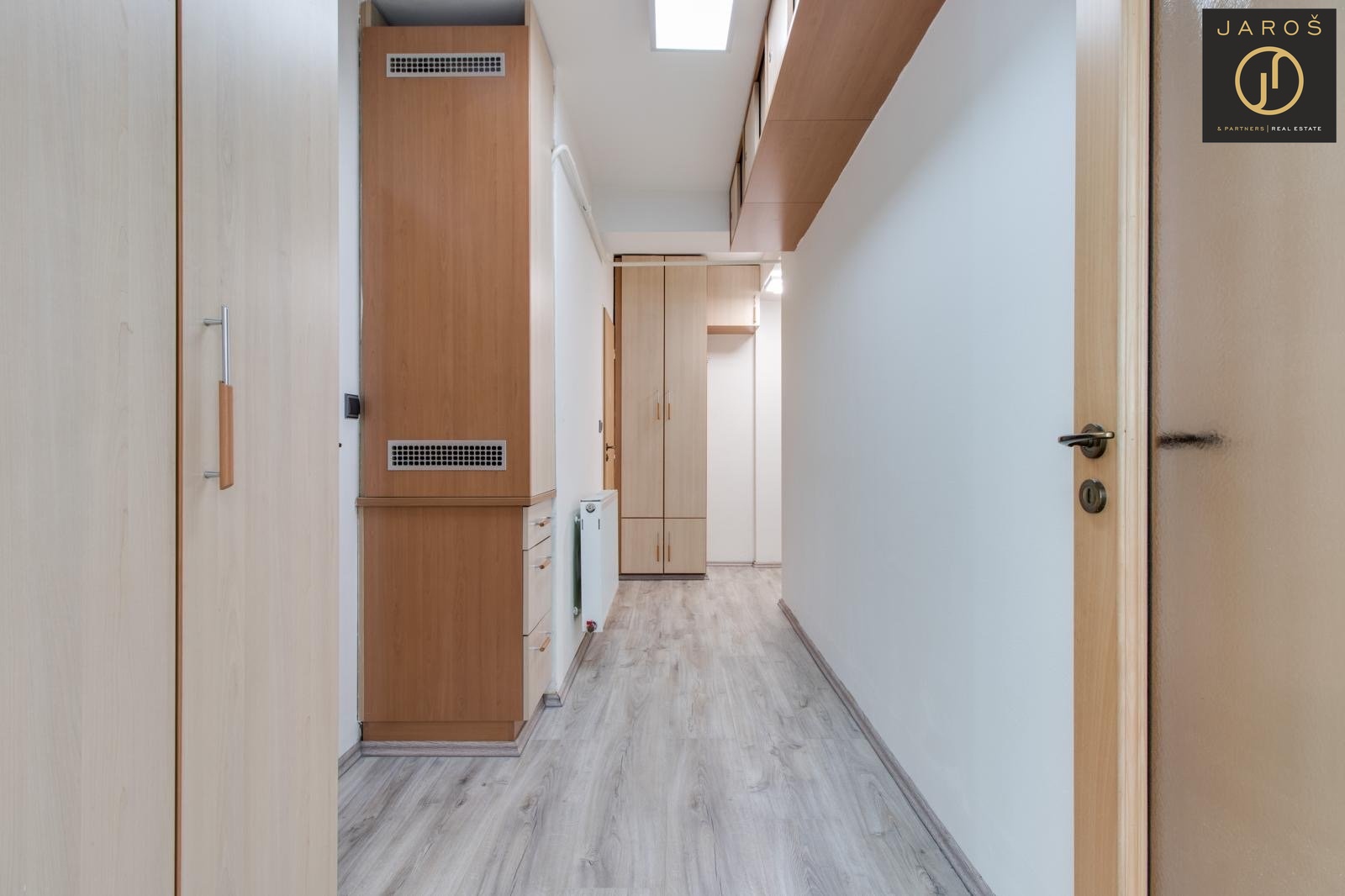 51e9d910-ade5-4a94-8da9-c591158df4ee 2