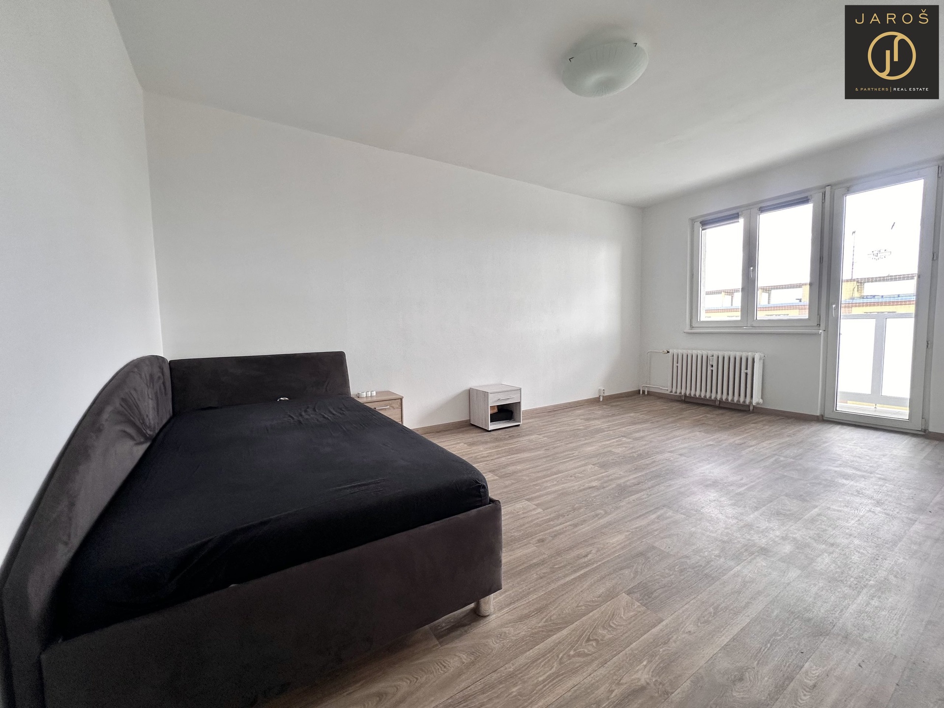 20251024_125101649_iOS