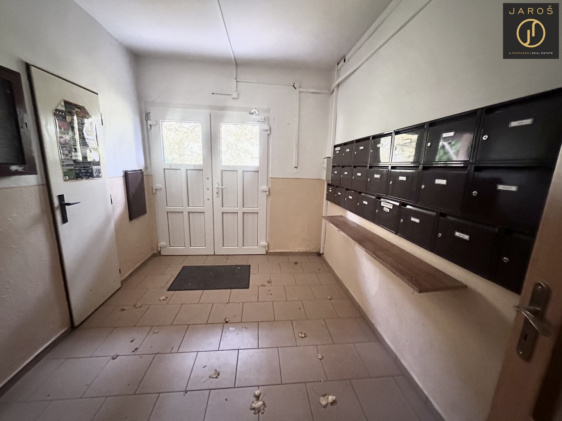 20251024_124229048_iOS