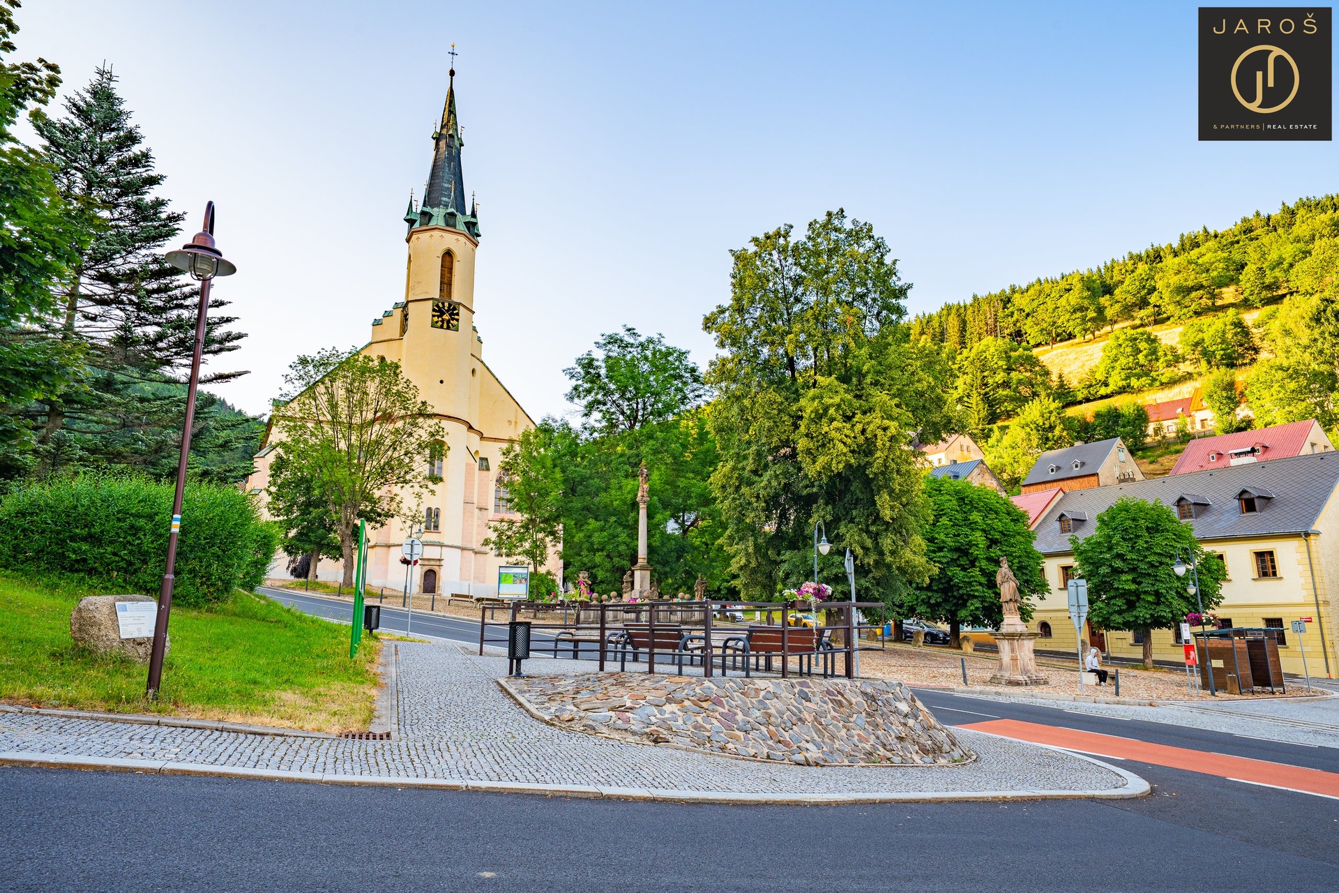 Kostel