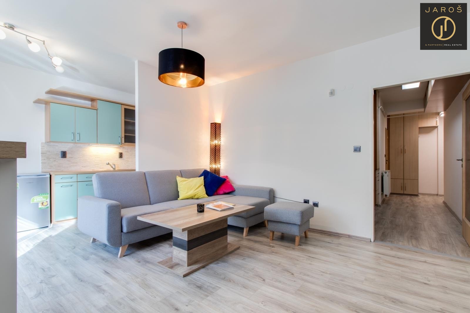 fc59eeb1-275b-4093-bc75-2f15b0cf5cd7 2