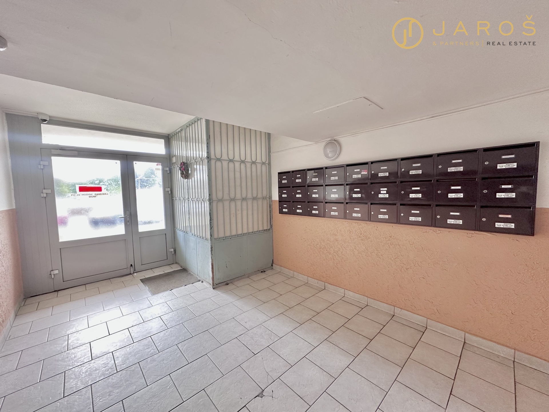 20250731_104623374_iOS