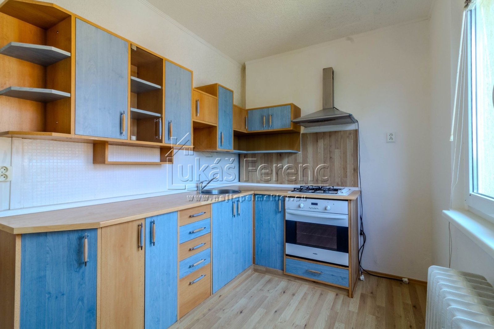 Prodej bytu 3+1, 70 m², Kadaň, ul. Budovatelů