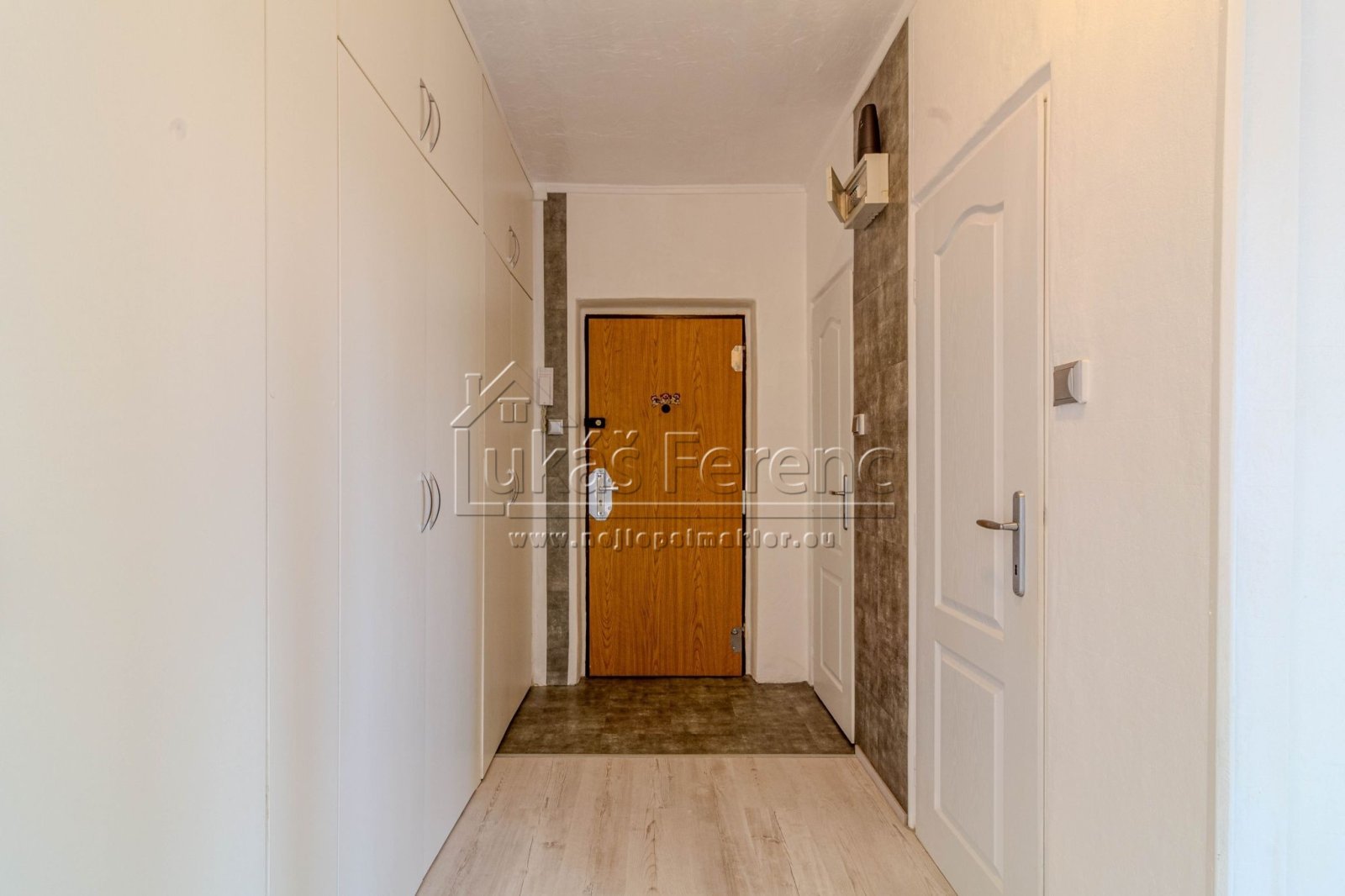Prodej bytu 3+1, 70 m², Kadaň, ul. Budovatelů