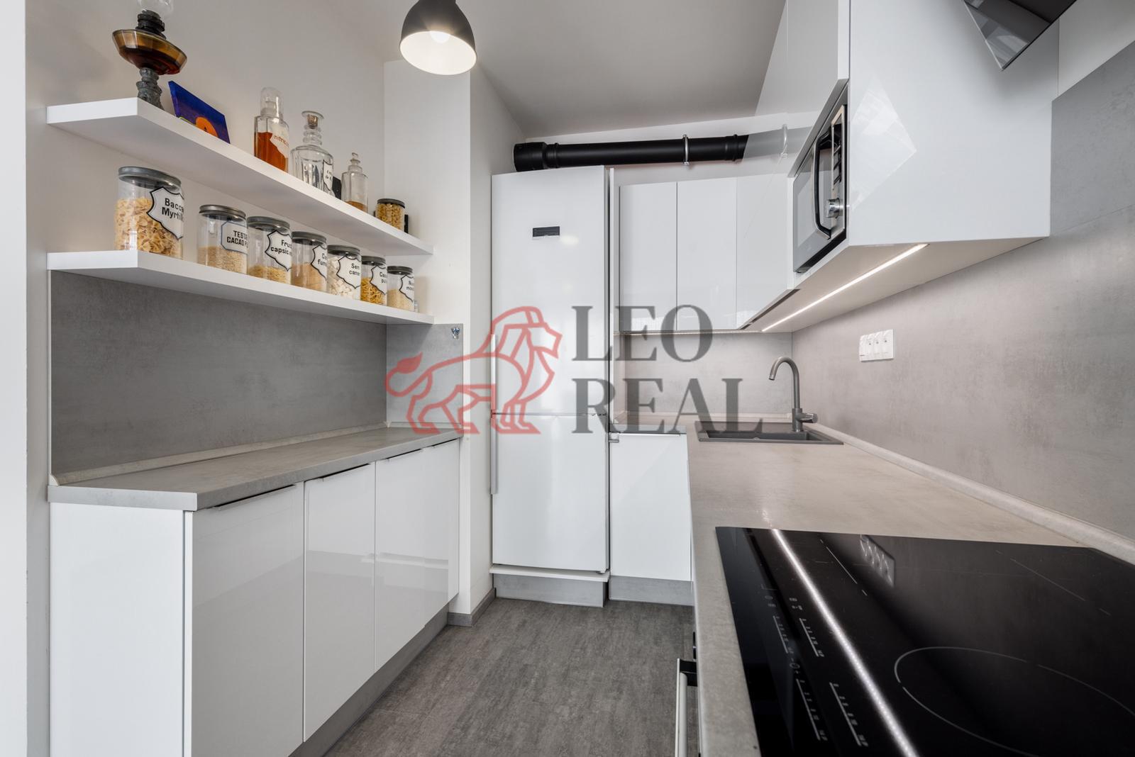 WhatsApp Image 2025-10-21 at 14.23.02.jpeg