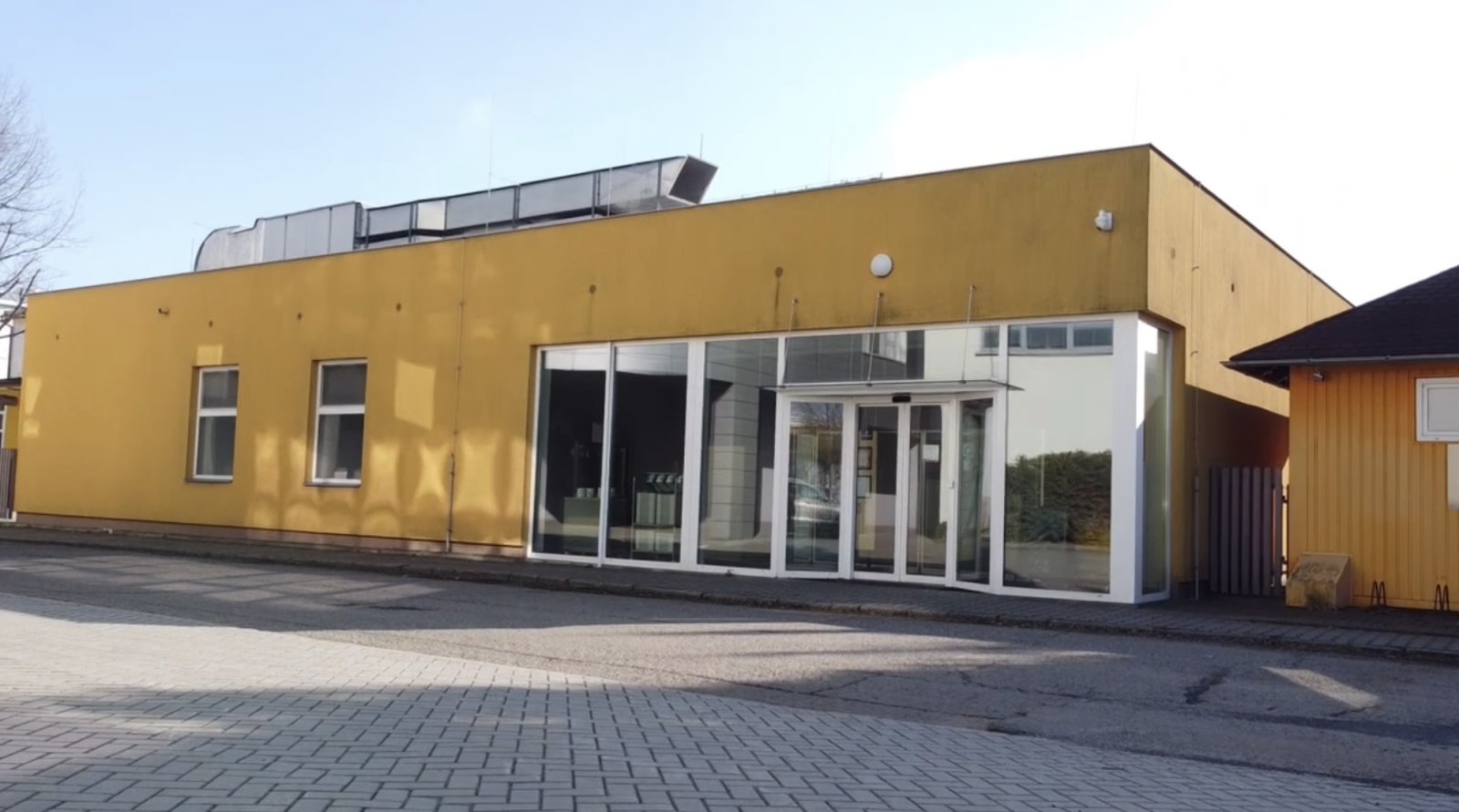 Sídlo firmy Dolní Benešov wwwSALESGROUPcz (15).jpg