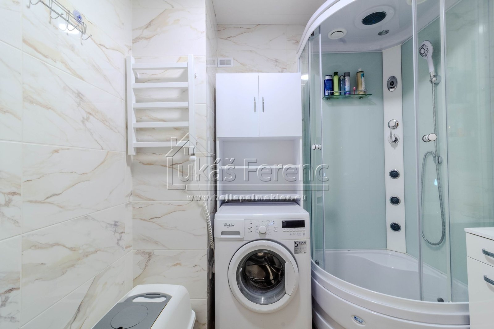 Prodej, byt 3+1, 82 m2, Kladno, ul. Na Růžovém poli (1 of 1)-10.jpg