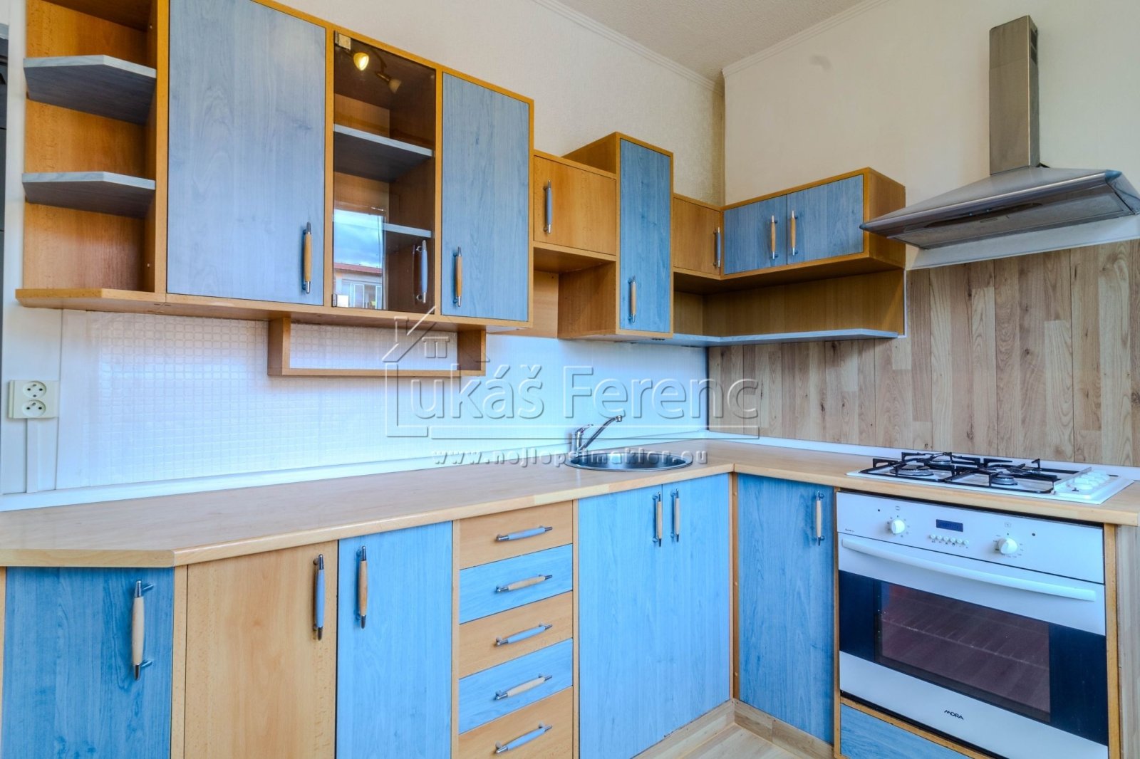 Prodej bytu 3+1, 70 m², Kadaň, ul. Budovatelů