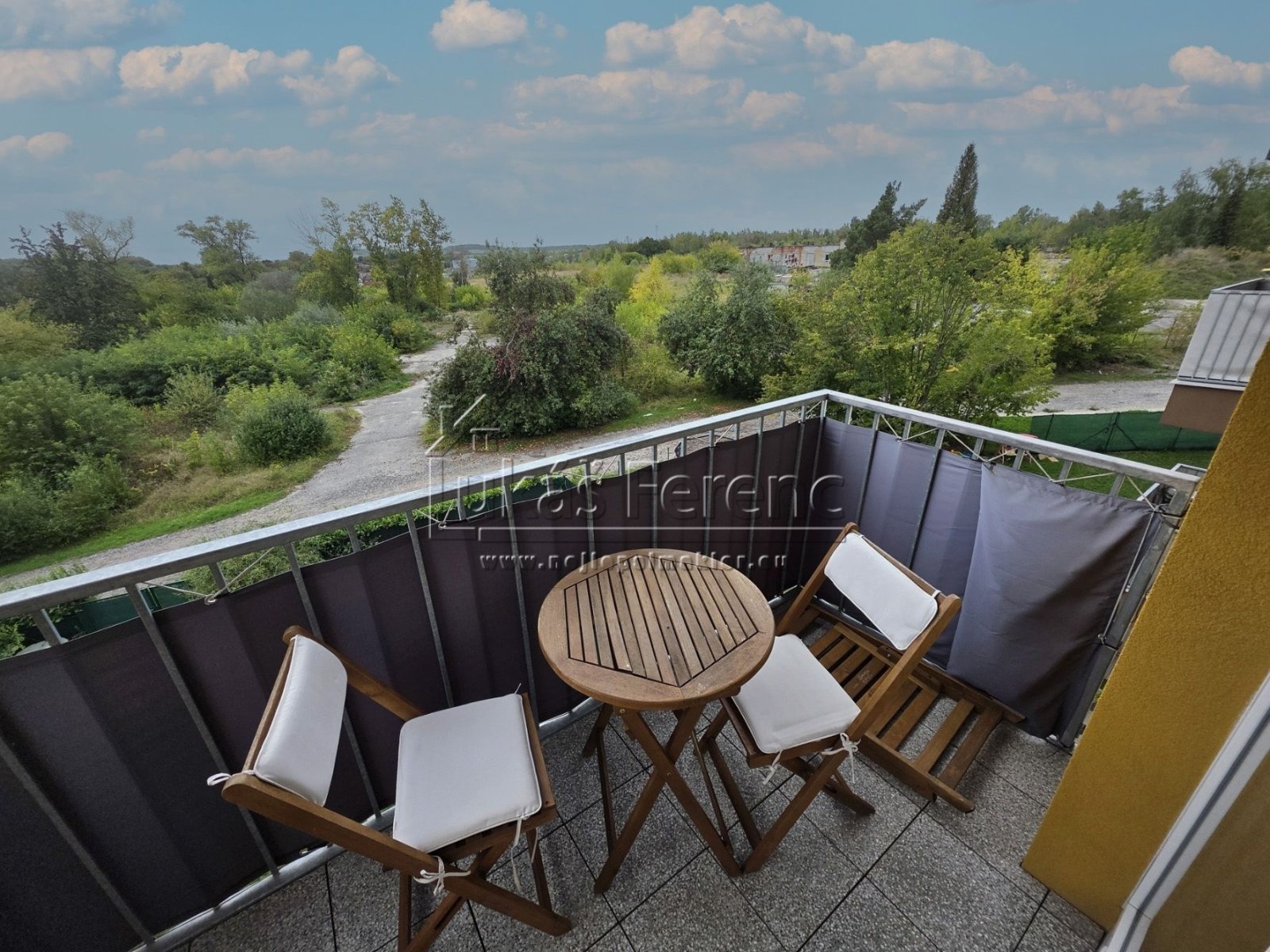 Prodej, byt 4+kk, Rižská, Praha (1 of 1)-15 balkon.jpg