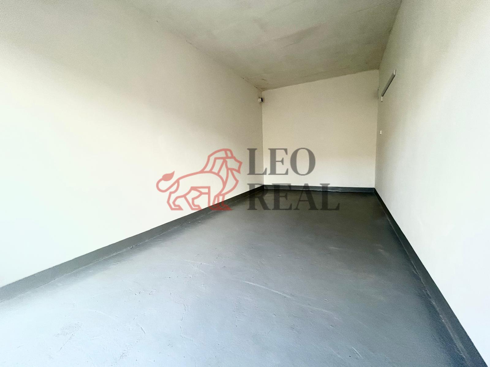 pravý přední roh.jpeg