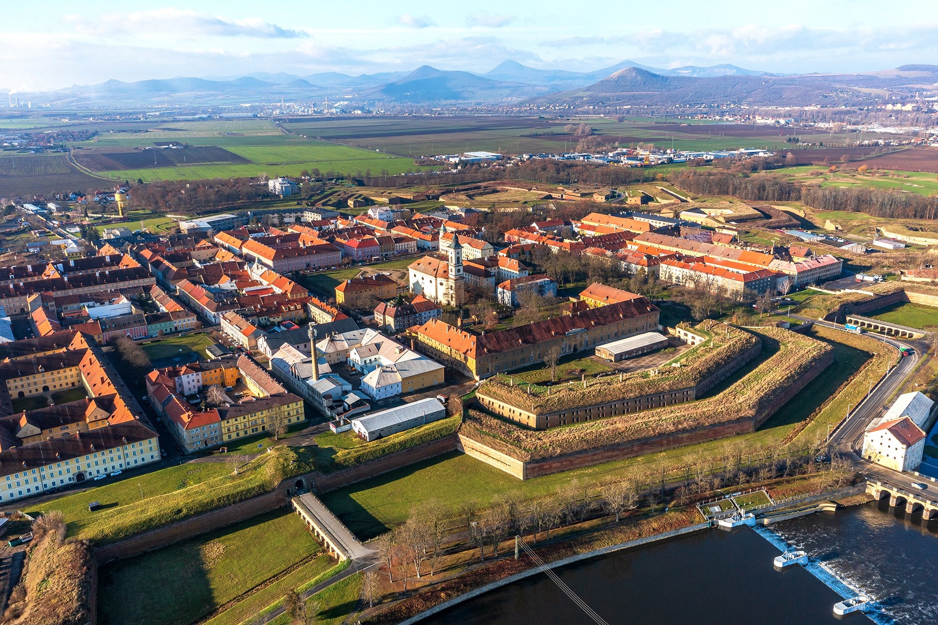 Fuc?îi?ükova 217_6