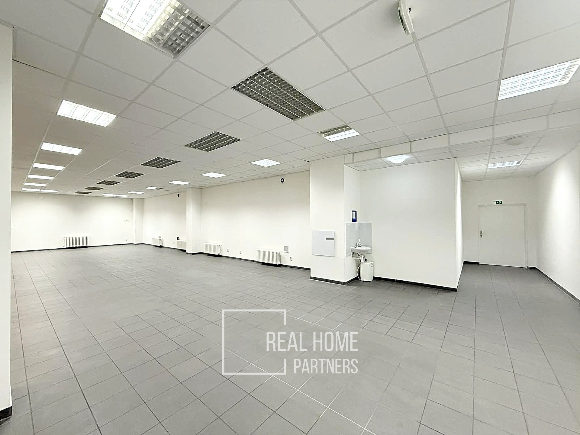 2bcefa4e-de27-49f8-80fa-175534ecc663_Fotor