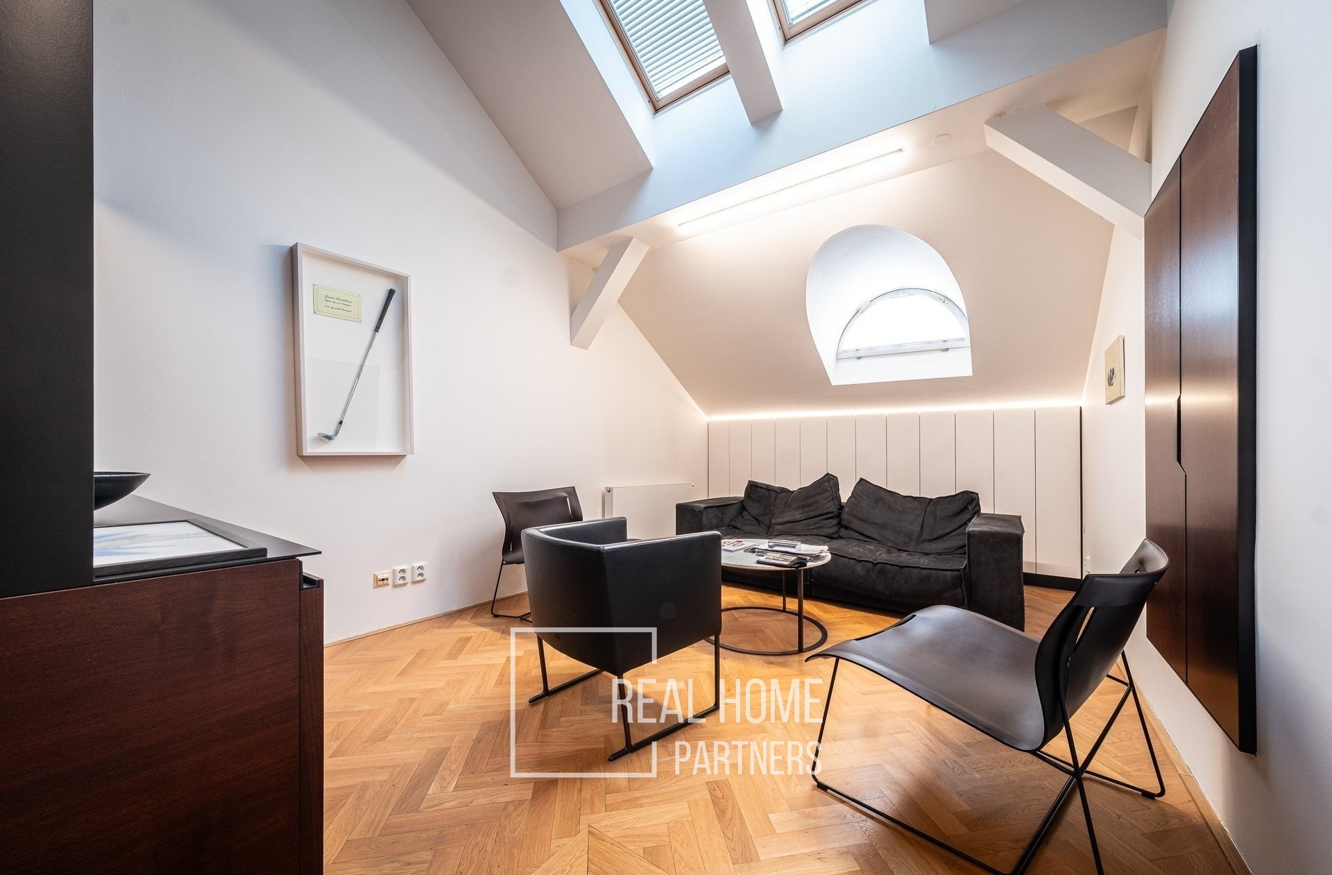 pronajem-reprezentativnich-kancelarskych-prostor-brno-pisarky-782-m2-terasa-139m2-zahrada-bf1a5a