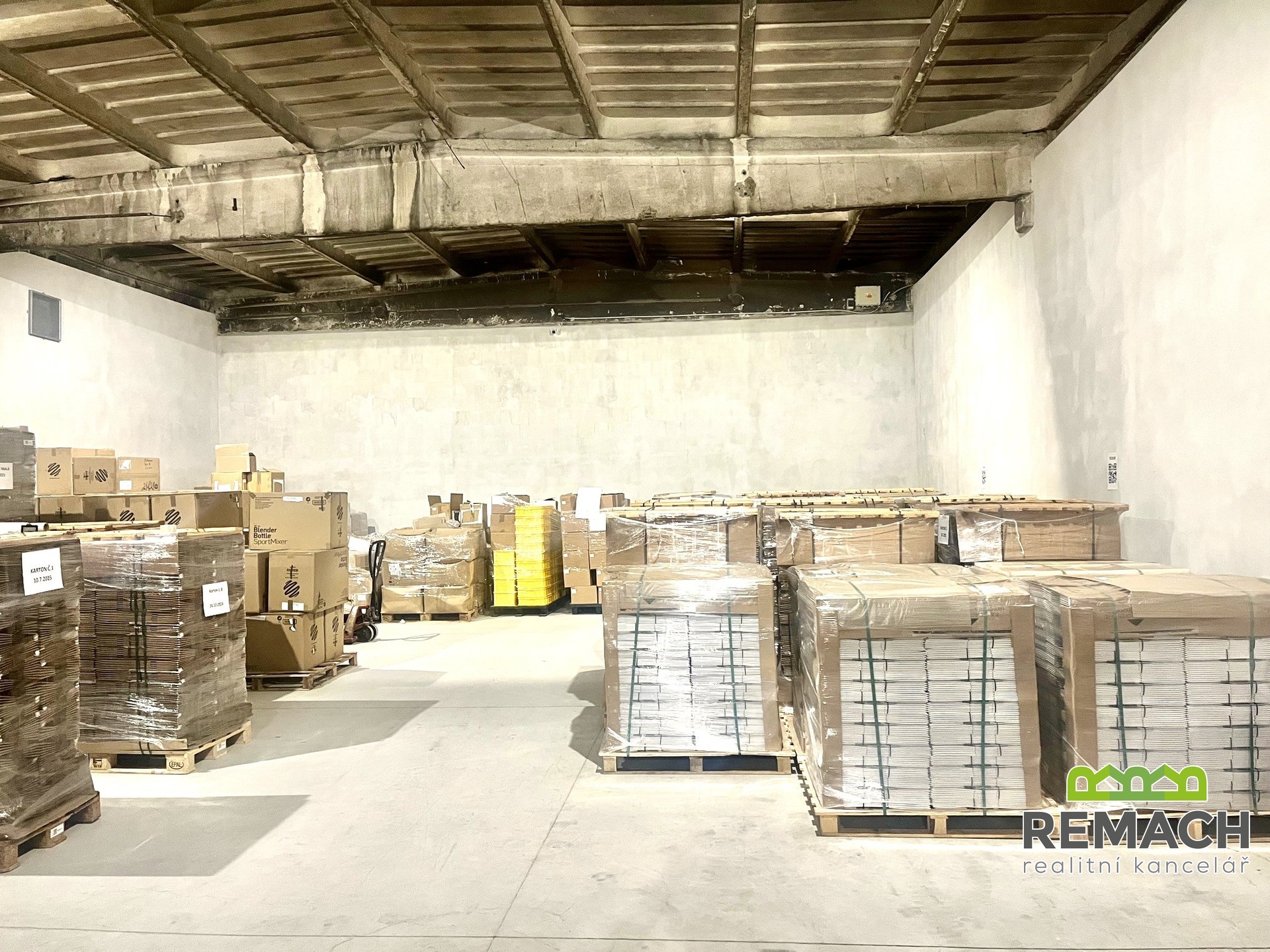 8892696D-48CE-4D07-9006-0A4264E04D9E_1_201_a