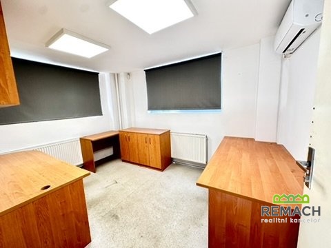 F193E340-7E7C-4332-8B48-D30E50330718_4_5005_c