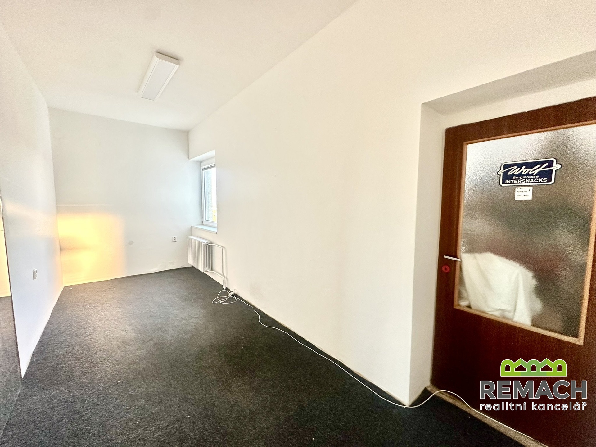 A30524AA-BAC5-478B-A25B-E91351D1FB5C_1_102_a