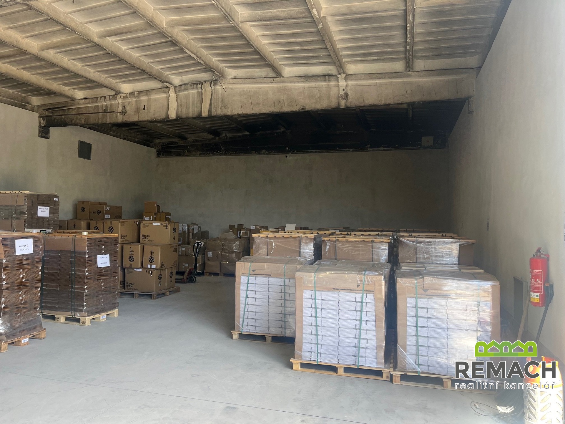 F5030D32-17D0-4D97-870B-2F26C997032D