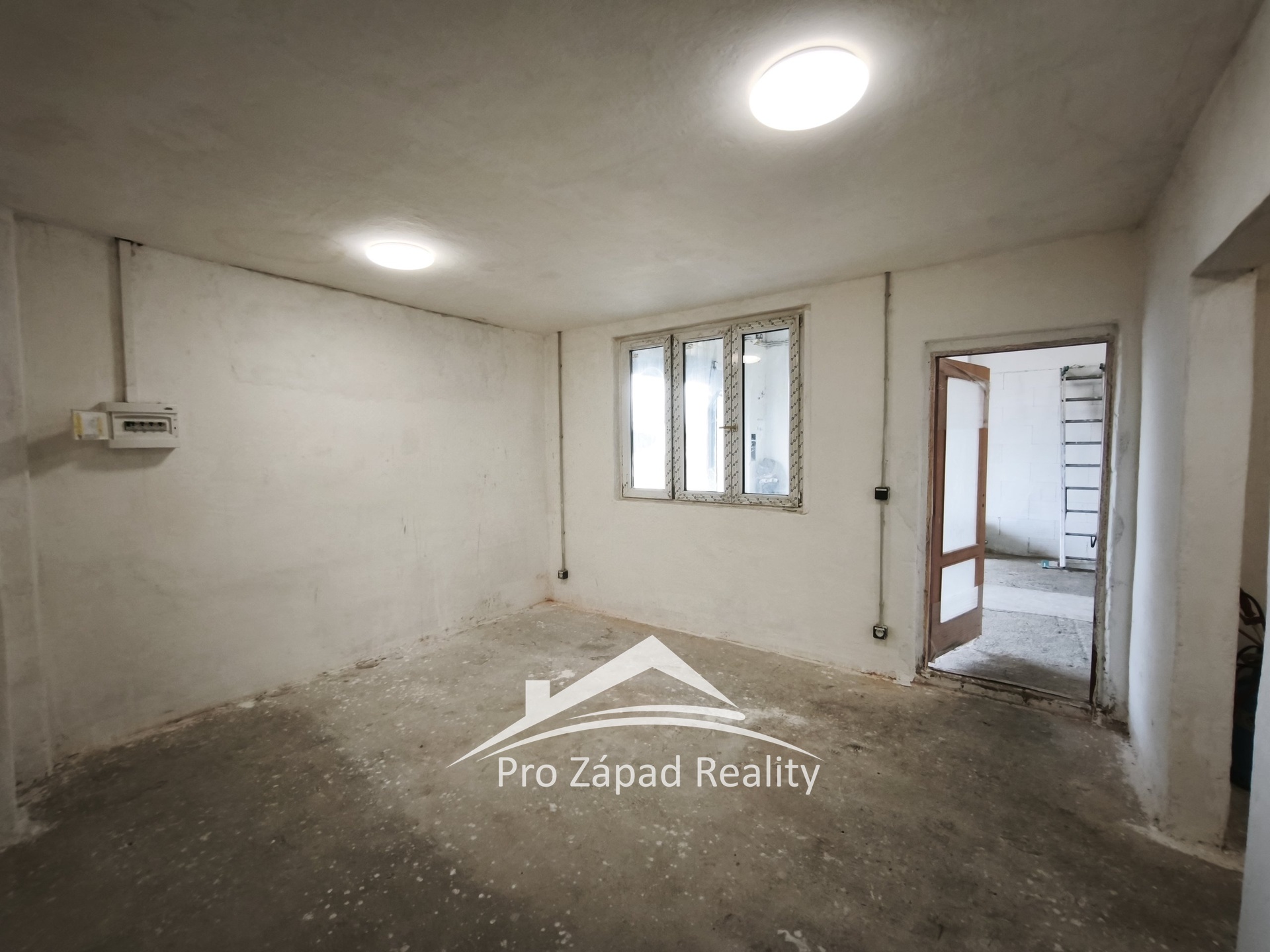 Vchod do kanceláře