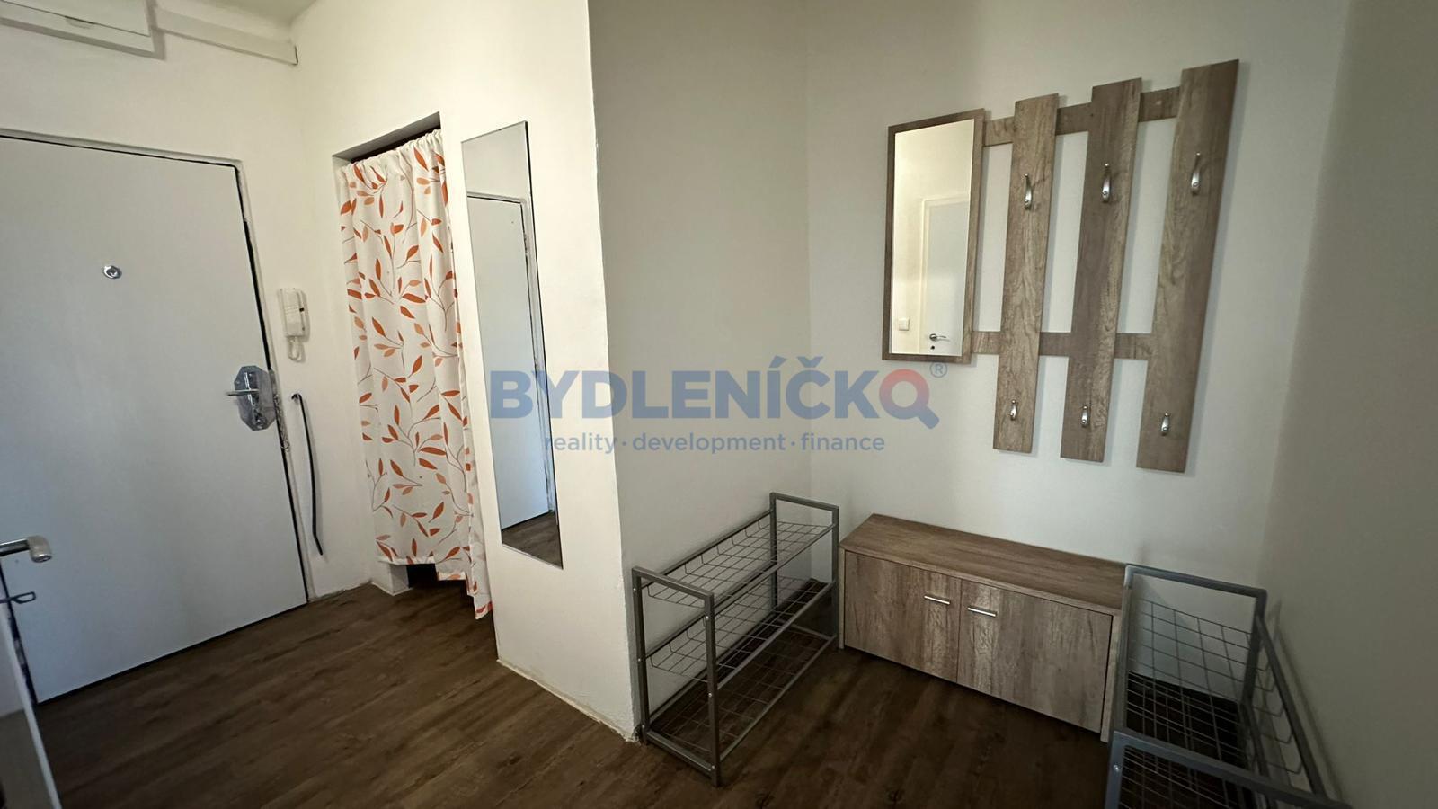 Pronájem kompletně vybaveného bytu 3+1, 67 m2, ul. Pekárenská, České Budějovice.jpg